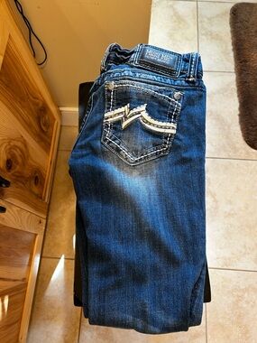 Miss Me Women's Dark Wash Straight Leg Jeans